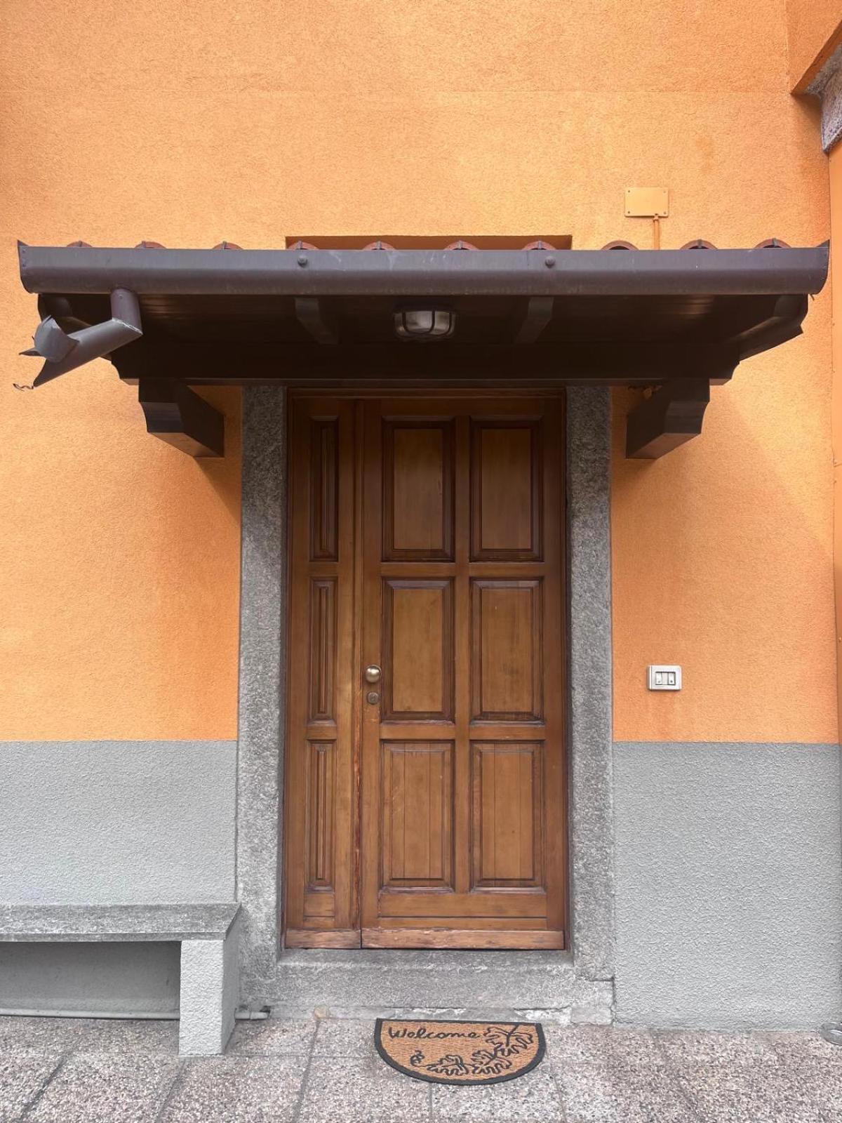 Casa Castagna Appartamento - Лекко Екстер'єр фото
